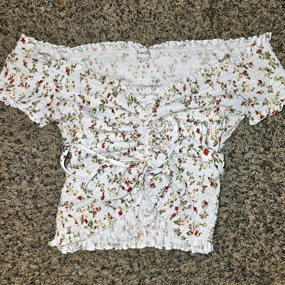 White Floral Ruched Blouse - Picture 1 of 4